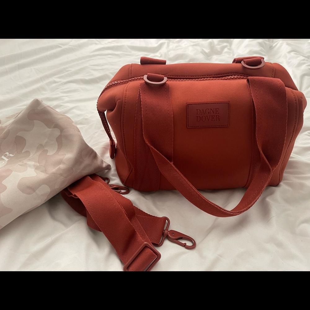 Dange Dover London Carryall (Medium)